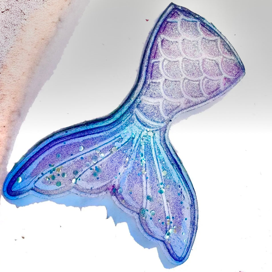 shimmering mermaid tail bath bomb